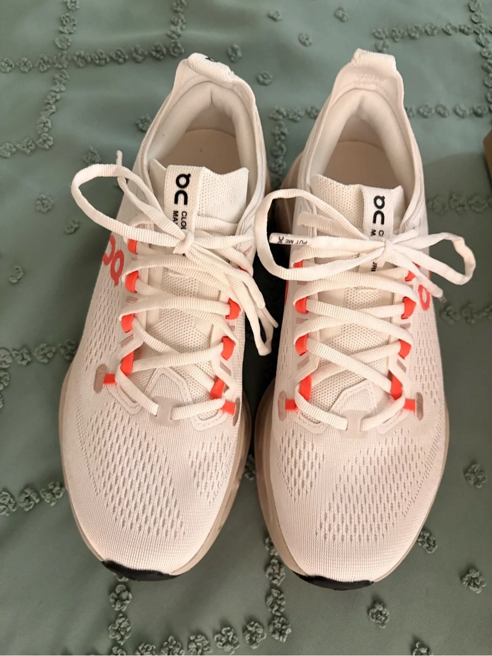 On Cloud Cloudsurfer Max Women’s 8.5 New In Box Ivory Coral - Picture 1 of 6